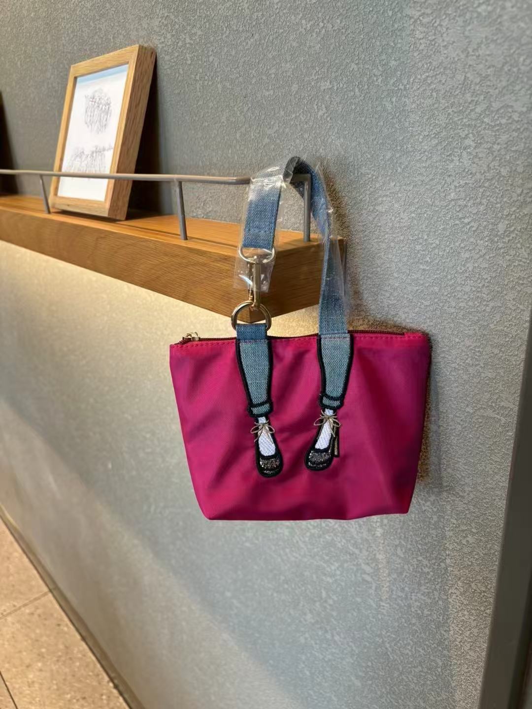 Bolsa de Nylon Impermeável Bor - Embroidery Bag avaliação e preço